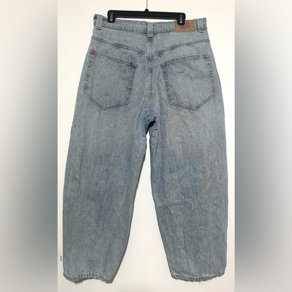 Urban Outfitters BDG Rih Extreme Barrel Mid-Rise Jean 31 - Picture 2 of 5